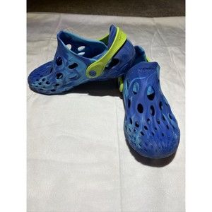 merrell  sandals size 8 blue.
